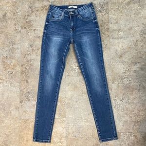 KanCan Skinny Jeans - EUC - Size 3